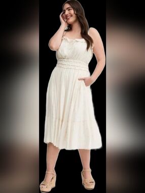 Torrid Crinkle Gauze Shirred Bodice Midi Dress Mini Daisy Whisper White/Green 5X